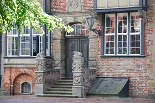 Rathaus front